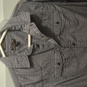 Helix Men's Size Small Athletic Fit Button Down Long Sleeve Shirt